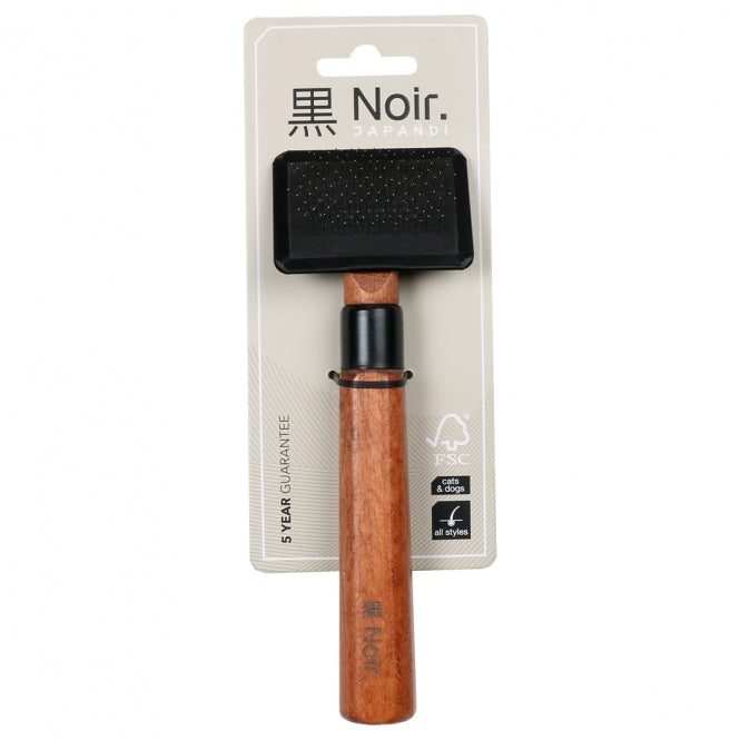 EBI Noir Japandi Slicker Brush