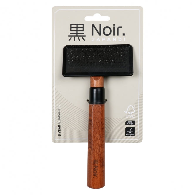 EBI Noir Japandi Slicker Brush