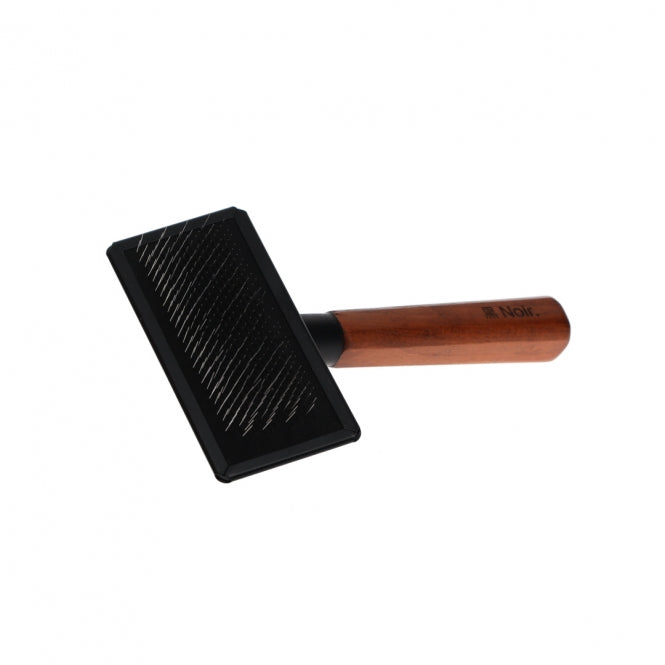 EBI Noir Japandi Slicker Brush
