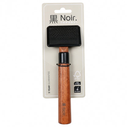 EBI Noir Japandi Slicker Brush